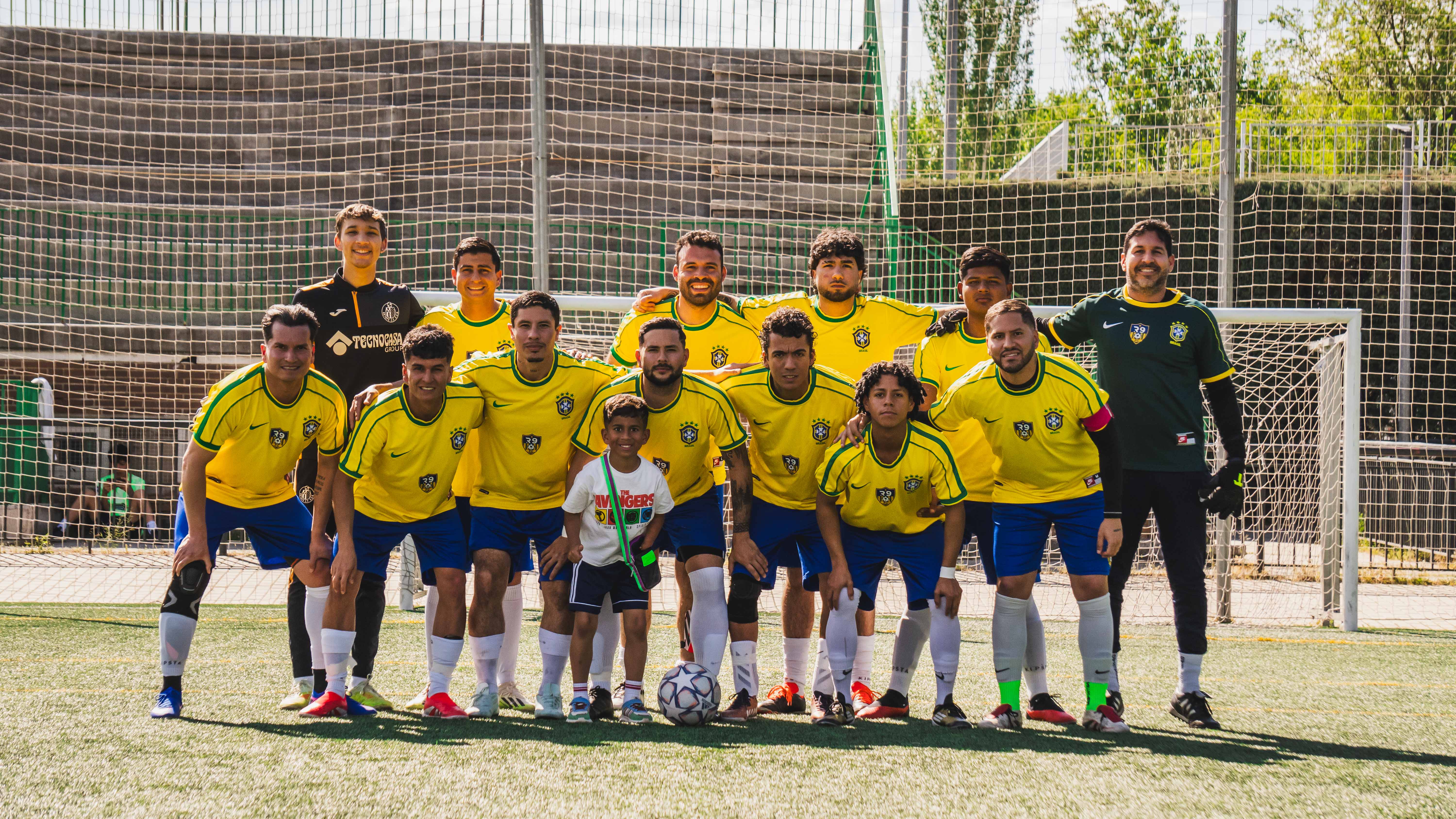Foto del equipo R9
