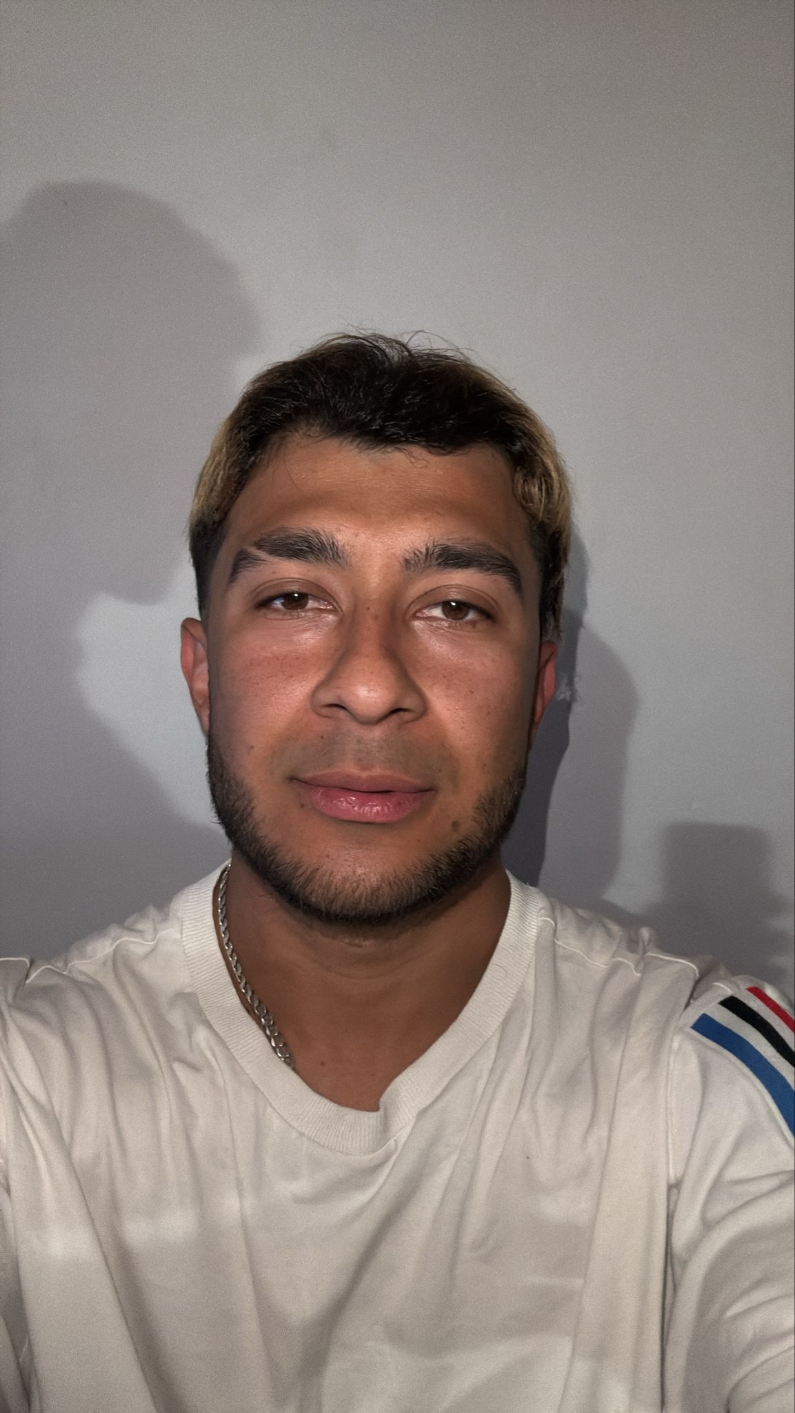 MATEO VELEZ